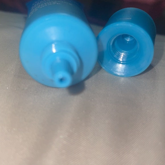 Clarins Hydra-Essential Moisturizing EYE maskCREAM - Picture 7 of 9